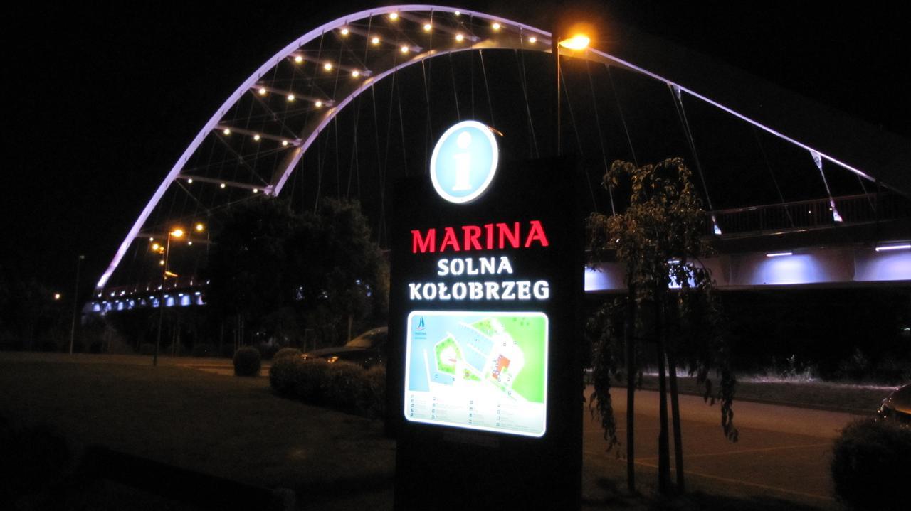 קולובז'ג Apartament Portowy Z Garazem, Ul Towarowa מראה חיצוני תמונה